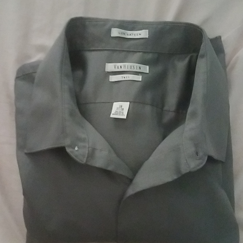 Van Heusen Lux Sateen dress shirt 18 tall